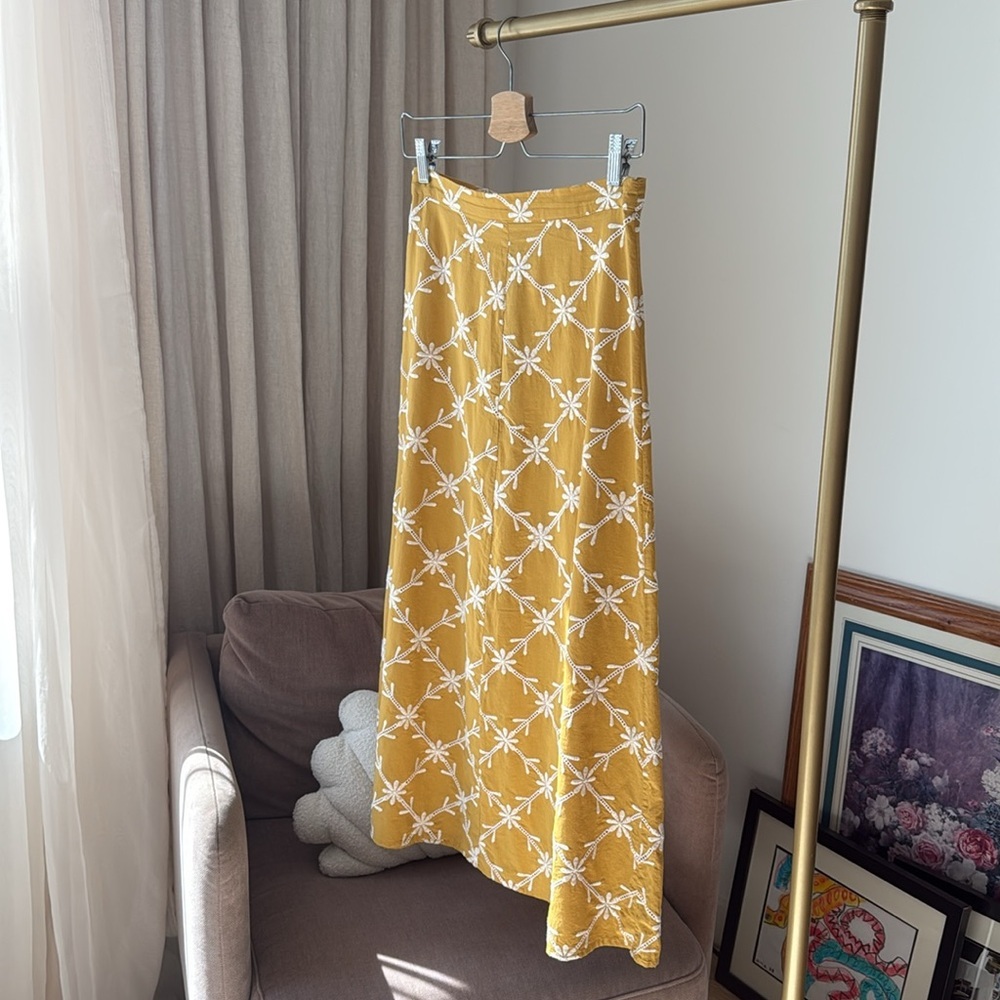 ZARA Yellow Floral Midi/Maxi Skirt with Beige Crochet – Size S - Picture 4 of 13